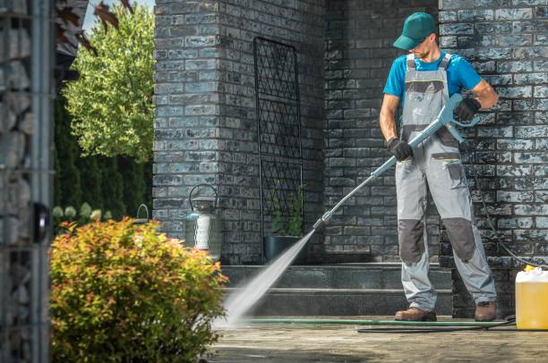 Spring Cleaning in Kaumakani, HI